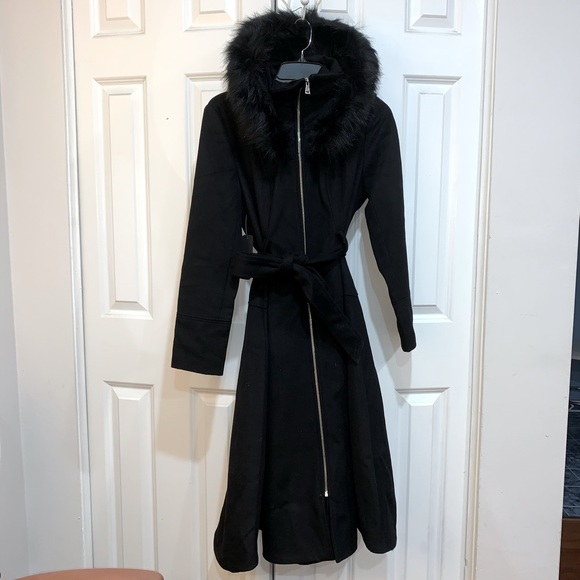Bebe overcoat - Picture 1 of 5
